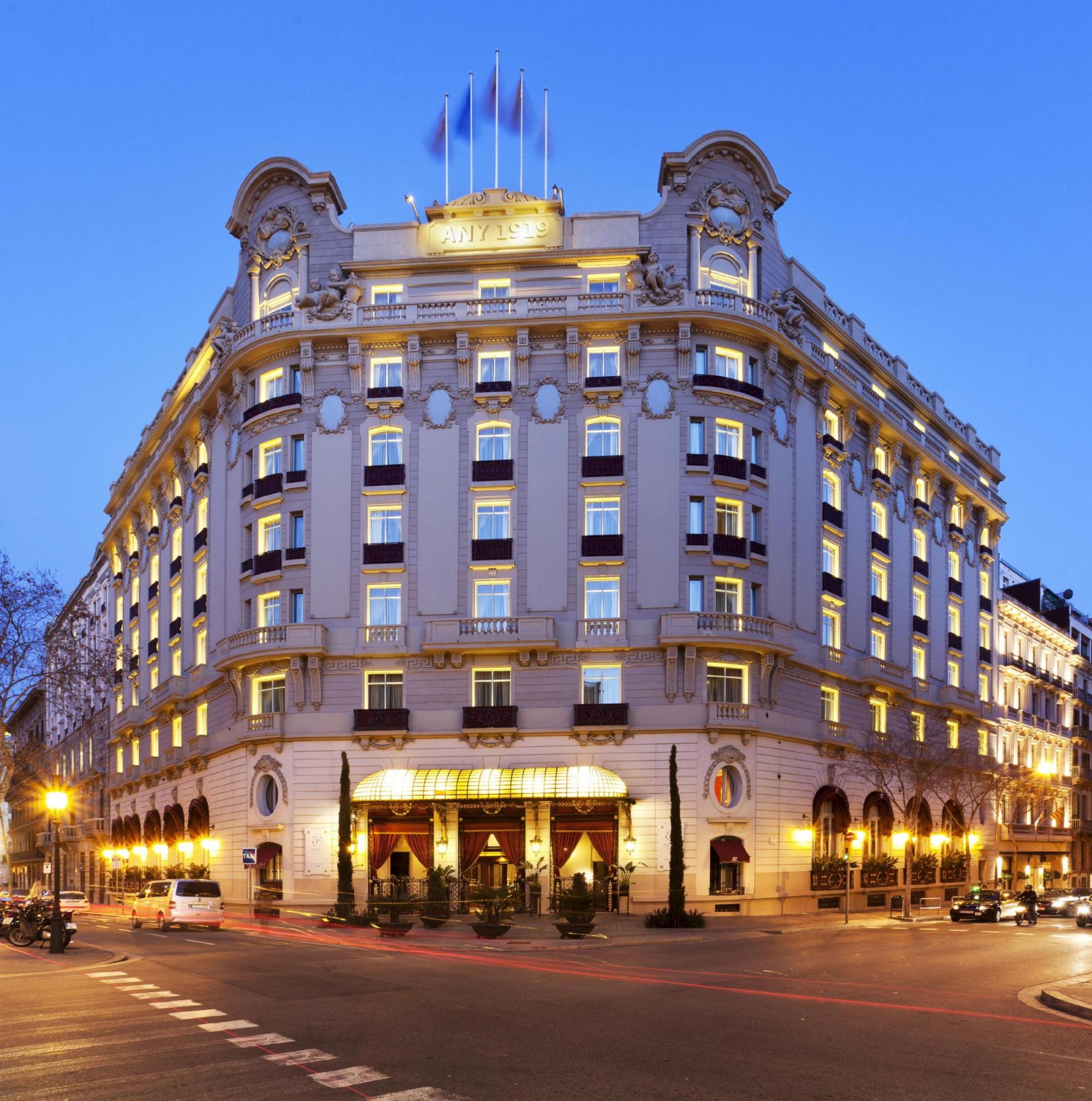 巴塞罗那皇宫酒店 El Palace Barcelona